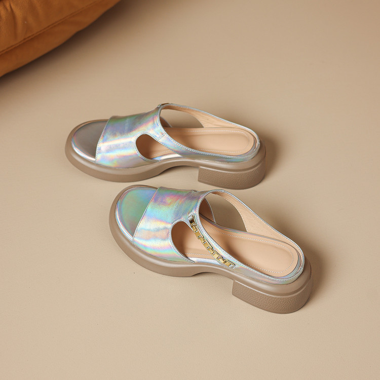 Minimalist One-Strap Slides with Chunky Heel and Metal Accent